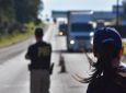 PORTAL PARANÁ - Metade dos caminhões que circula no Paraná apresenta algum problema, diz PRF