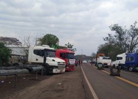 Paraná ainda têm quatro pontos com interdição de estradas devido a manifestações