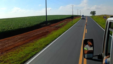 Rodovia de acesso a Goioxim recebe melhorias na pista e nova sinaliza&ccedil;&atilde;o