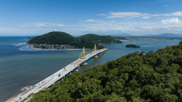 Governador Ratinho Junior anuncia entrega da Ponte de Guaratuba para 29 de abril