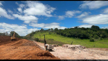 Detona&ccedil;&atilde;o de rochas na PR-445 entre Lerroville e Irer&ecirc; &eacute; adiada para segunda-feira