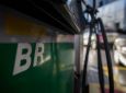 REUTERS - Petrobras inicia venda de sua fatia na argentina Mega