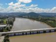 AEN - Obras da ponte sobre o Rio Iguaçu seguem em ritmo acelerado