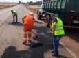 AEN - DER-PR inicia reparos emergenciais em quase 200 km de rodovias no Oeste