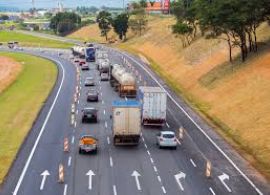 CNT - Senador defende ampliação dos recursos para as rodovias
