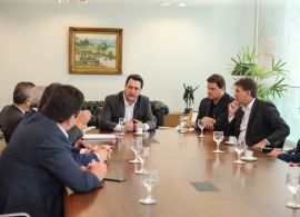 AEN - Governador autoriza licitação para duplicar trecho da BR-277