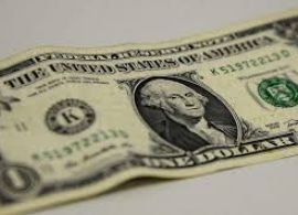 G1 - Dólar sobe forte em meio a tensões políticas