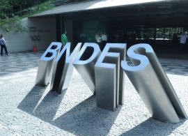 VALOR - BNDES e Infraestrutura firmam parceria para viabilizar concessões de rodovias