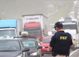 PRF alerta para segurança nas estradas durante o feriado