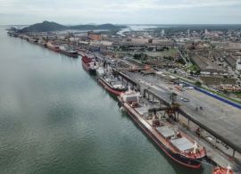 AEN - Exportações puxam o aumento de 9% na movimentação dos portos