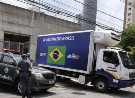AE - Caminhão especial, escolta e sigilo: é assim que a Vacina/Covid-19 vai ser transportada