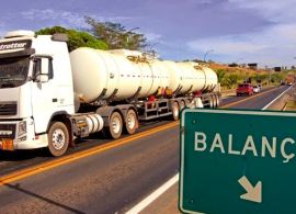 BC - Projeto de lei pede mudança no sistema de verificação de peso dos caminhões