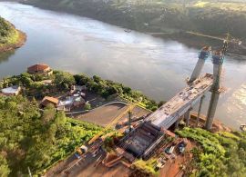 AEN - Obra da nova ponte entre Brasil e Paraguai alcança 49% de execução