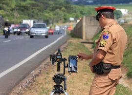 CBN - Flagrantes de excesso de velocidade sobem 345% em 2021