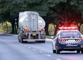 CNT - Resolução da ANTT consolida regulamento para transporte de produtos perigosos