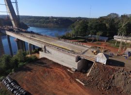 AEN - Obras da Ponte da Integração Brasil-Paraguai estão 70% concluídas