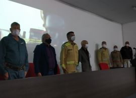 Coronel Malucelli participa das comemorações do Corpo de Bombeiros do Paraná