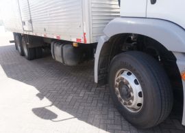 BAND NEWS - Detran orienta caminhoneiros a atentar às regras de circulação e manutenção periódica
