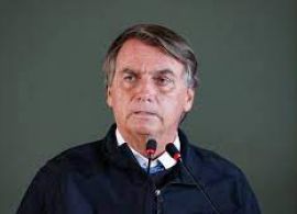 Bolsonaro sanciona, com vetos, projeto que fixa teto para ICMS sobre combustíveis