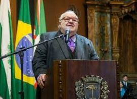 “O Brasil merece paz social e prosperidade completa”, afirma Rafael Greca