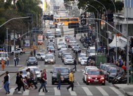 Prazo para pagamento do licenciamento de carros com placas final 9 e 0 vai até dia 30