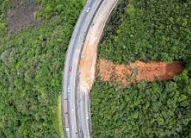 Transportadores cobram agilidade em liberação total da BR-277, há 60 dias com interdições