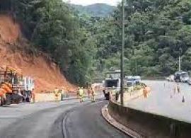 ANTT aponta que BR-376 corre risco de “caos total” caso não seja totalmente liberada até 20 de dezem