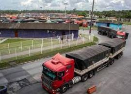Obras em estradas do Paraná aumentam custo no transporte de grãos para exportação