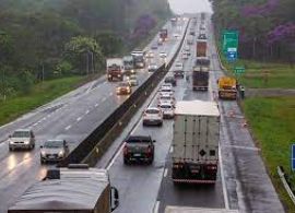 Mais de 1,7 milhão de veículos devem circular pelas BRs 376 e 101 no período de Natal, estima conces