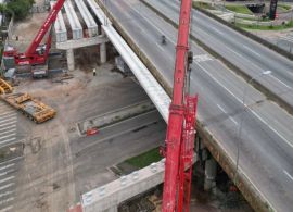 Viaduto ganha vigas de 43,5 metros e 110 toneladas