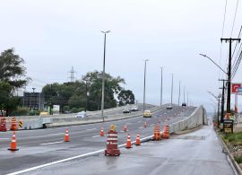 Viaduto em São José dos Pinhais tem pista superior liberada para tráfego