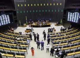 Câmara aprova urgência e pode votar nesta quarta projeto que regulamenta a reforma tributária