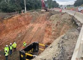 Obra em cratera da BR-277 deve terminar na semana que vem, diz concessionária