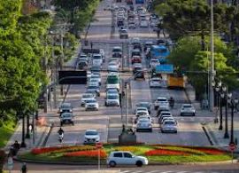 Licenciamento para carros com placas de final 3, 4 e 5 começa em setembro