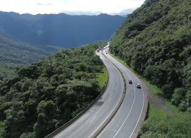 80 mil veículos devem passar pela BR-277 no fim de semana