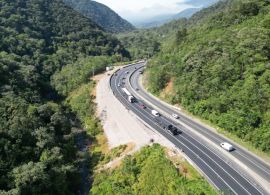Concessionária alerta para transporte de carga especial na BR-376