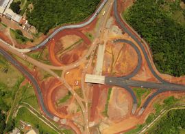 Obra da Perimetral Leste de Foz do Iguaçu chega a 52,95% de execução