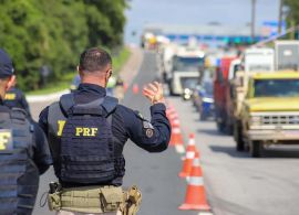 Operação que busca reduzir acidentes de trânsito nas rodovias federais do PR será realizada até hoje
