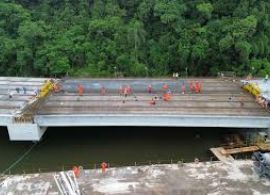 Obras da Ponte de Guaratuba avançam com a concretagem de vãos no trecho pré-moldado