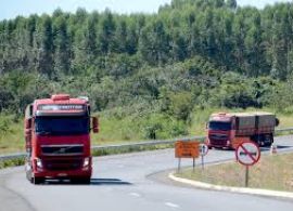 Comissão do Senado aprova aumento do limite de pontos na CNH para caminhoneiros