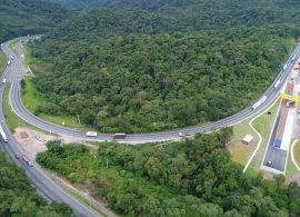 Obras em Guaratuba provocam desvio na BR-376