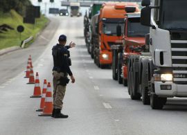 CBN - Fetranspar cobra mais segurança para o transporte de cargas