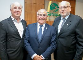 Silvio Kaznodzei assume oficialmente o SETCEPAR para o próximo triênio
