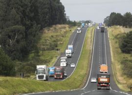 Carga gigante causa bloqueios em rodovias do Paraná; veja quais e quando