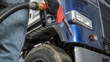 Aumento da mistura de biodiesel no diesel preocupa setor de transporte rodoviário de cargas