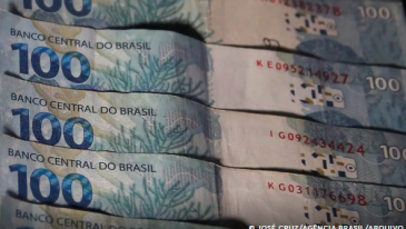 Mercado financeiro reduz previsão da inflação para 5,18%