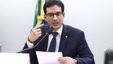Proposta amplia limite de receita bruta para transportador de cargas MEI