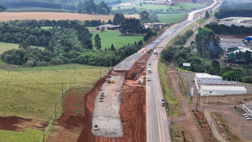 Estado investe R$ 1,4 bilhão em rodovias de concreto na região Central do Paraná