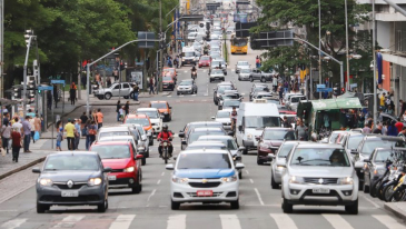 Desconto em multa e juros do IPVA segue para sanção