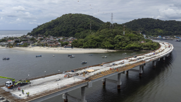 Ponte de Guaratuba atinge 85% e governo confirma data de inauguração